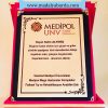 plaket--örneğidir